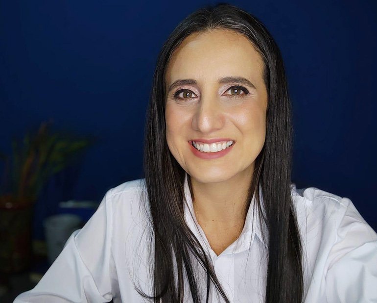 Isela Corrales Mejías